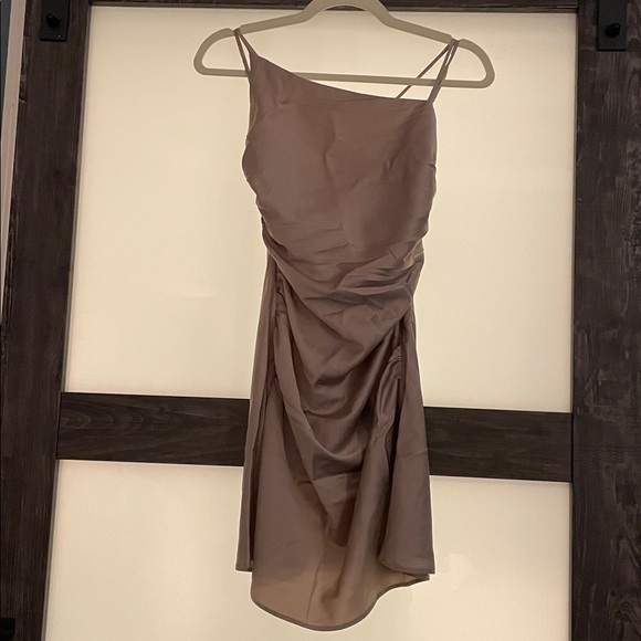 $99 msrp nwt line and dot mini dress champagne revolve small - Picture 2 of 6